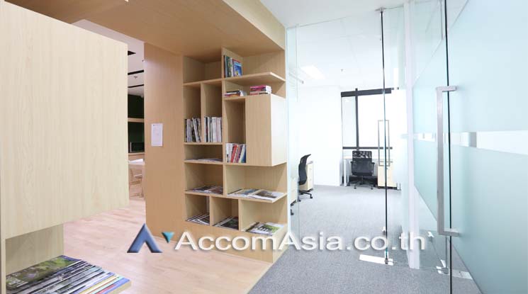 5  Office Space For Rent in Sukhumvit ,Bangkok BTS Ekkamai at Meticulous AA15942